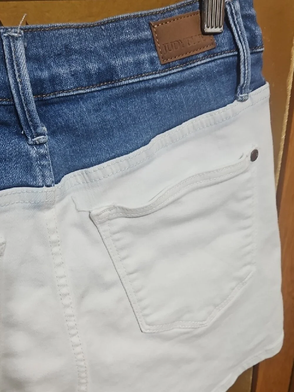 Judy Blue Annie Color Block High Rise Denim Shorts Two Tone White Blue M